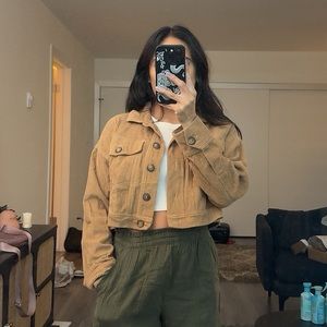Tan Corduroy Crop Jacket with pockets Size Small